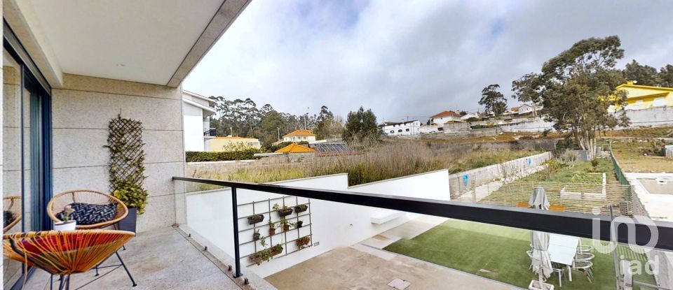 House T3 in Castelo do Neiva of 289 m²