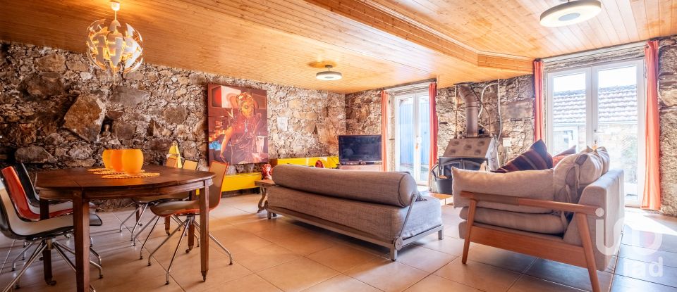 Gîte T8 à Carapinha de 519 m²