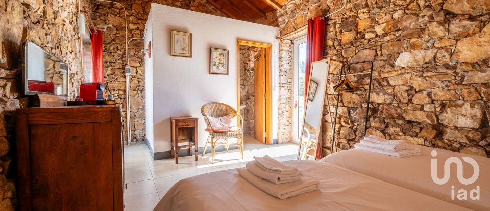 Gîte T8 à Carapinha de 519 m²