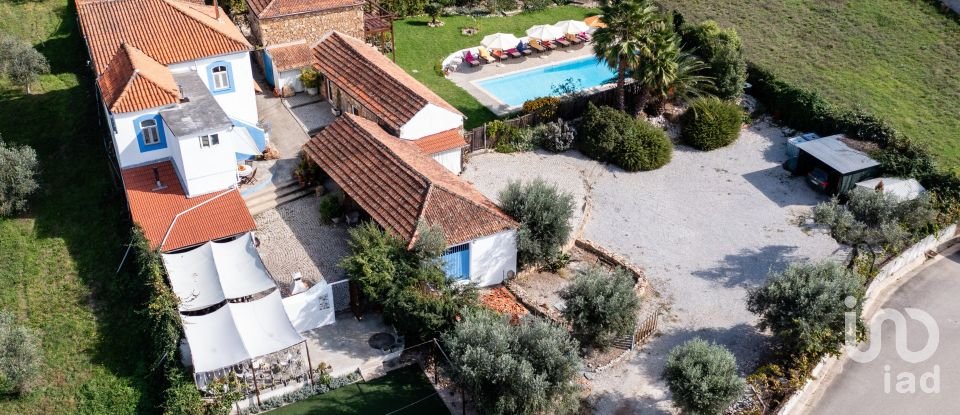 Gîte T8 à Carapinha de 519 m²