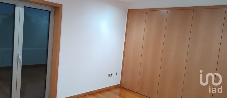 Appartement T4 à Santa Marinha E São Pedro Da Afurada de 208 m²