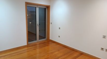 Apartamento T4 em Santa Marinha E São Pedro Da Afurada de 208 m²