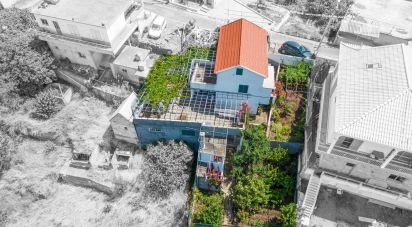 House T4 in Calheta of 81 m²