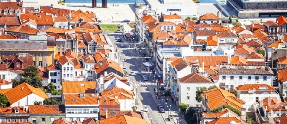 Terreno urbano em Viana do Castelo (Santa Maria Maior e Monserrate) e Meadela de 646 m²