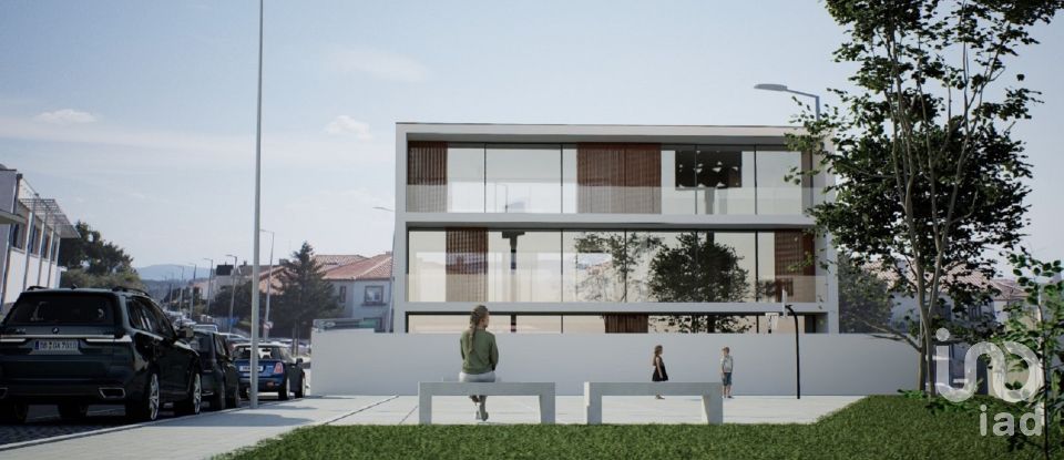 Terreno urbano em Viana do Castelo (Santa Maria Maior e Monserrate) e Meadela de 646 m²