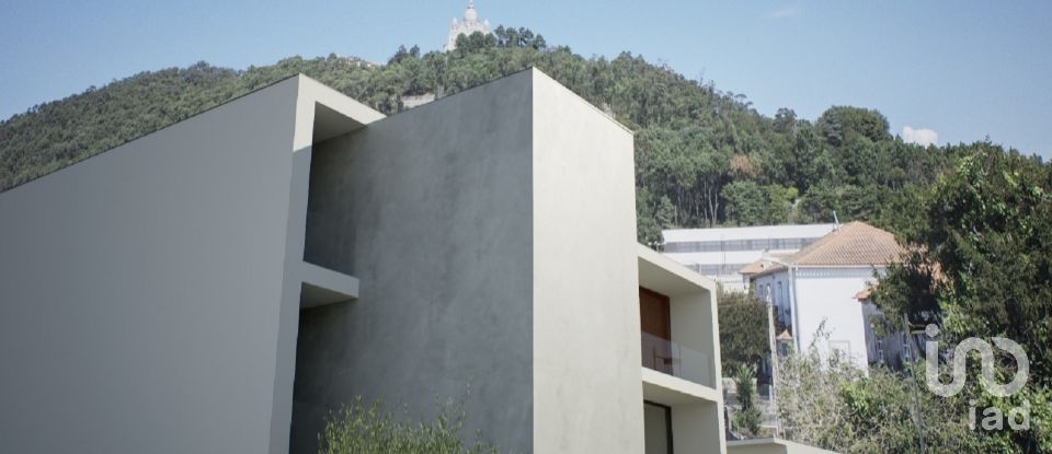 Terreno urbano em Viana do Castelo (Santa Maria Maior e Monserrate) e Meadela de 646 m²