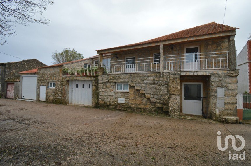 Casa de aldeia T2 em São Miguel, Santa Eufémia e Rabaçal de 115 m²