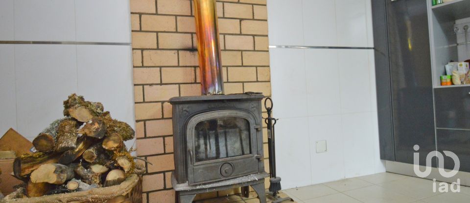 Village house T2 in São Miguel, Santa Eufémia e Rabaçal of 115 m²