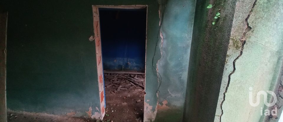 Village house T2 in Aveiras de Cima of 88 m²