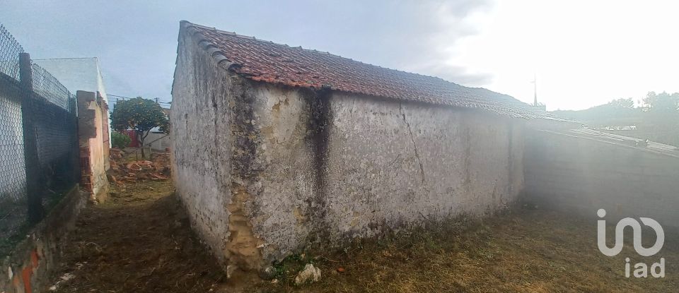 Village house T2 in Aveiras de Cima of 88 m²