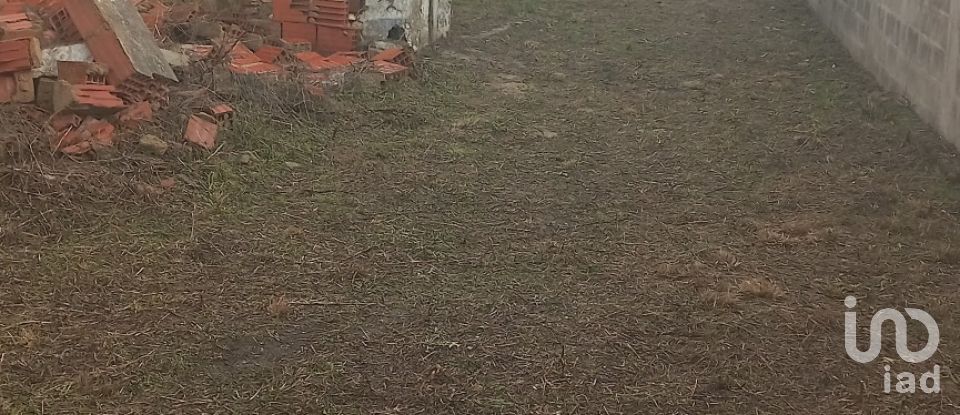 Village house T2 in Aveiras de Cima of 88 m²