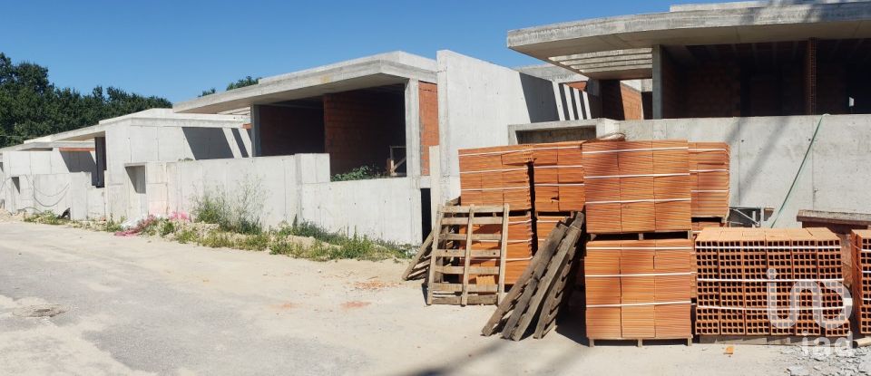 Maison T3 à Palmeira de 212 m²