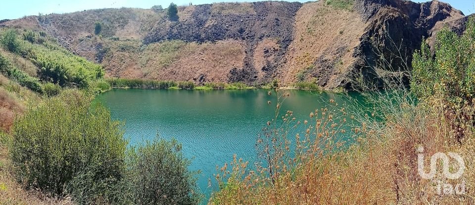 Terrain à Carnota de 8 480 m²