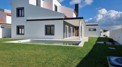 Casa / Villa T4 em Silveira de 260 m²