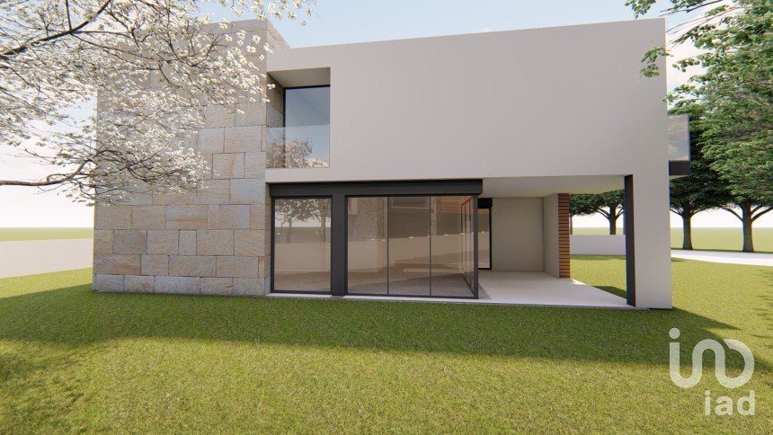 Building land in Campos e Vila Meã of 406 m²