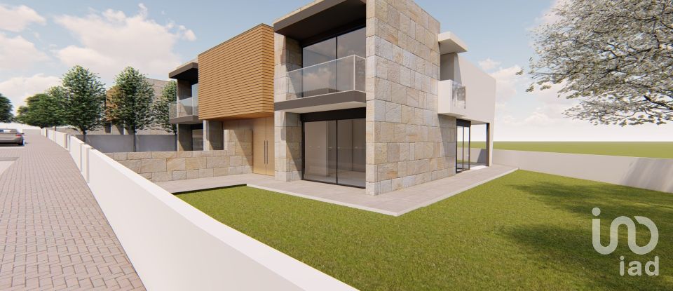 Terreno para construção em Campos e Vila Meã de 416 m²