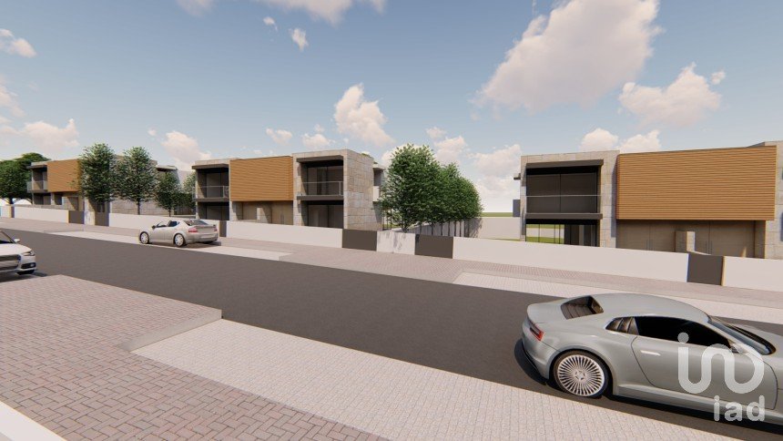 Terreno urbano em Campos e Vila Meã de 420 m²