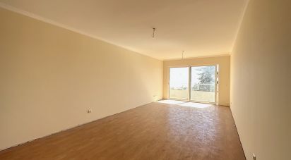 Apartment T2 in Caniço of 112 m²