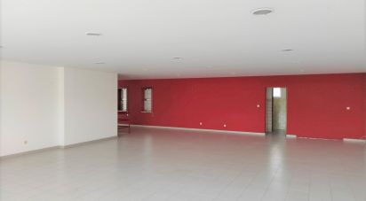 Surface diverse à Gandra e Taião de 430 m²