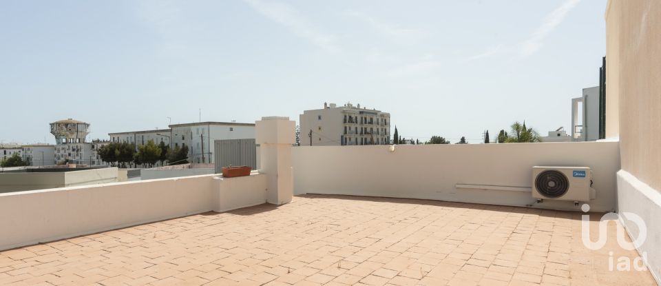Town house T3 in Quelfes of 134 m²