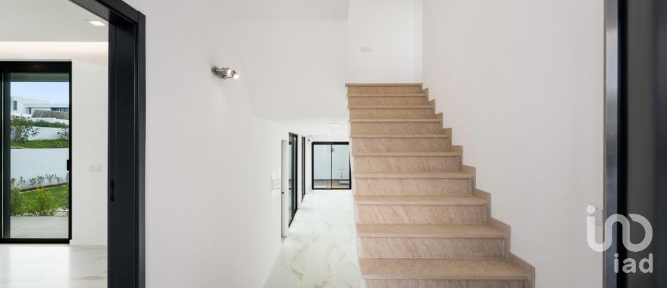 Casa / Villa T4 em São Gonçalo De Lagos de 208 m²
