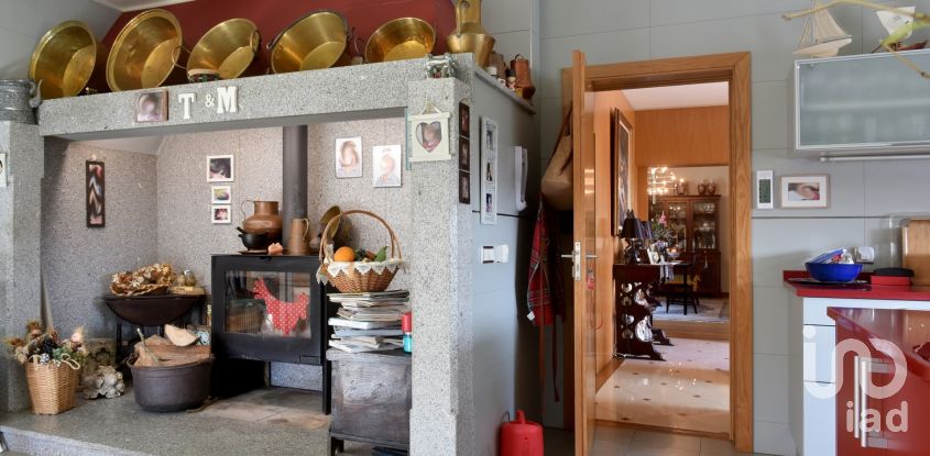 Moradia T6 em Oliveirinha de 470 m²