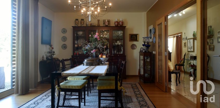 Moradia T6 em Oliveirinha de 470 m²