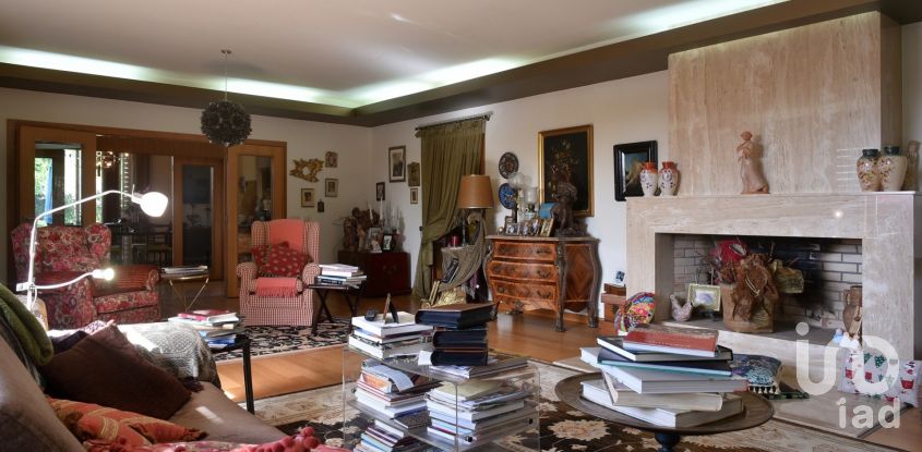 Moradia T6 em Oliveirinha de 470 m²