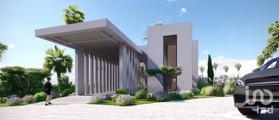 Land in Almancil of 7,600 m²