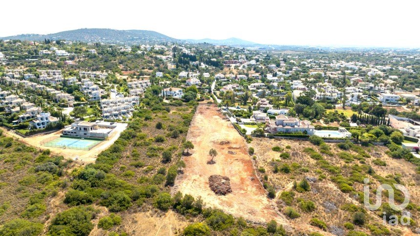 Land in Almancil of 7,600 m²