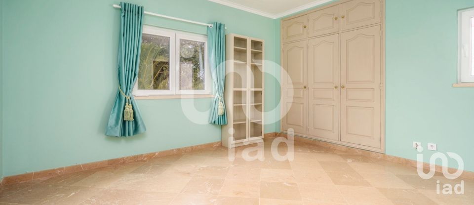 Habitação T4 em Loulé (São Clemente) de 510 m²