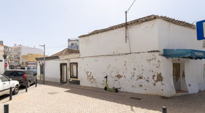Block of flats in Faro (Sé e São Pedro) of 295 m²