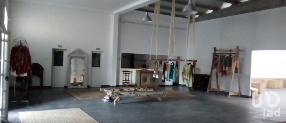 Murs commerciaux à Palmela de 2 600 m²