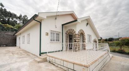 House T3 in Cabração e Moreira do Lima of 229 m²