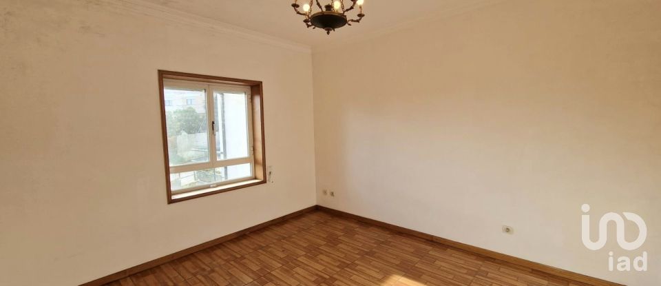 House T5 in Darque of 250 m²