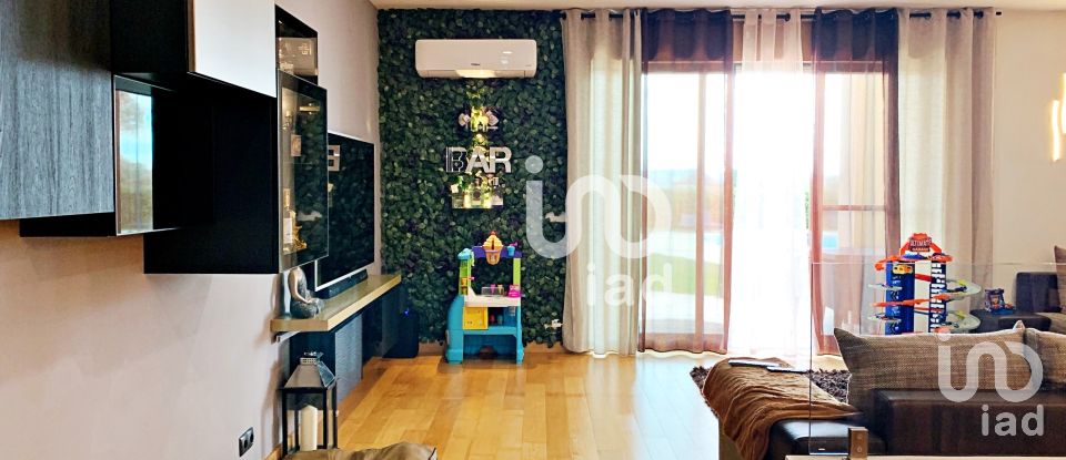 Casa / Villa T4 em Montenegro de 265 m²