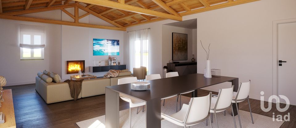 Casa tradicional T3 em Caldas da Rainha - Santo Onofre e Serra do Bouro de 225 m²