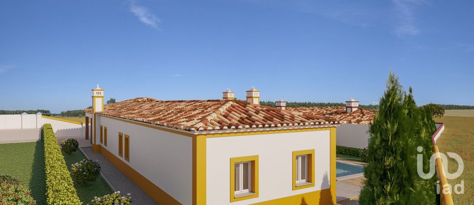 Casa T3 em Caldas da Rainha - Santo Onofre e Serra do Bouro de 185 m²