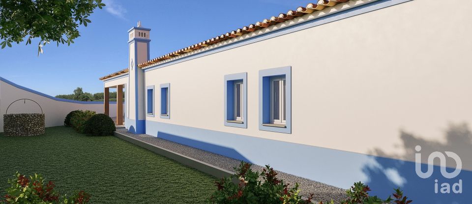 Casa T3 em Caldas da Rainha - Santo Onofre e Serra do Bouro de 185 m²