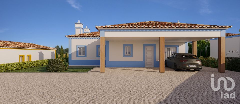 Casa T3 em Caldas da Rainha - Santo Onofre e Serra do Bouro de 185 m²