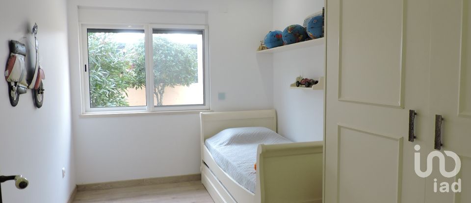 Maison T3 à São João das Lampas e Terrugem de 218 m²