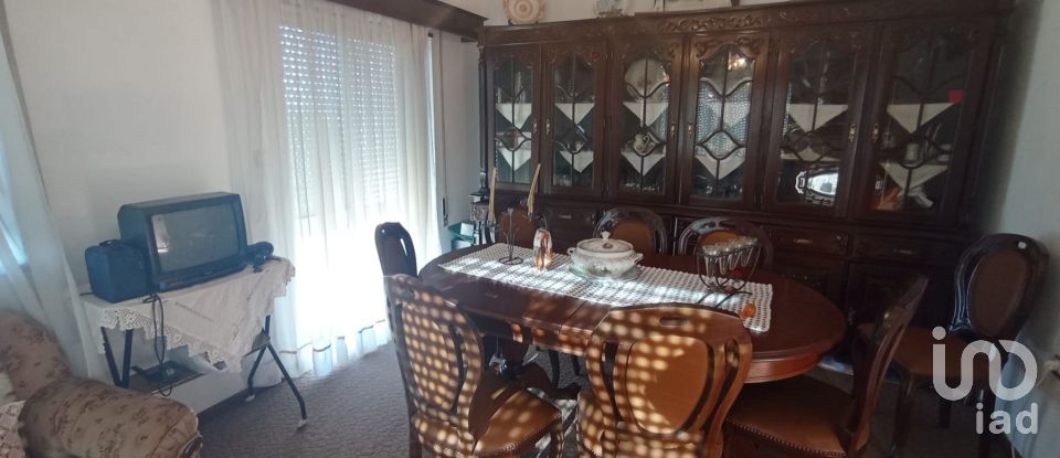 Traditional house T3 in Gouveia of 224 m²