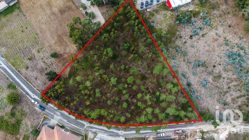 Building plot in Marinha Grande of 4,547 m²