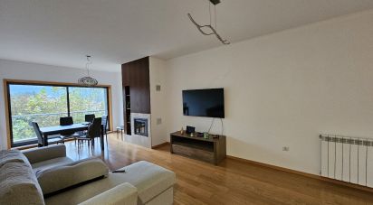 Apartamento T3 em Ponte da Barca, Vila Nova de Muía e Paço Vedro de Magalhães de 117 m²