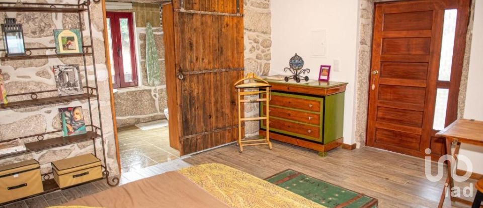 Quinta T5 em Mosteiro de 289 m²