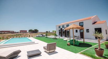 House T3 in Atalaia E Alto Estanqueiro-Jardia of 230 m²