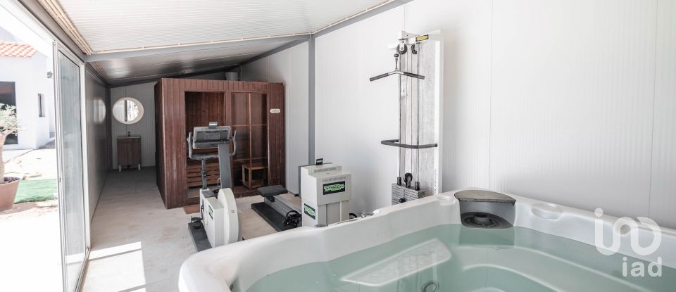 Moradia T3 em Atalaia E Alto Estanqueiro-Jardia de 230 m²