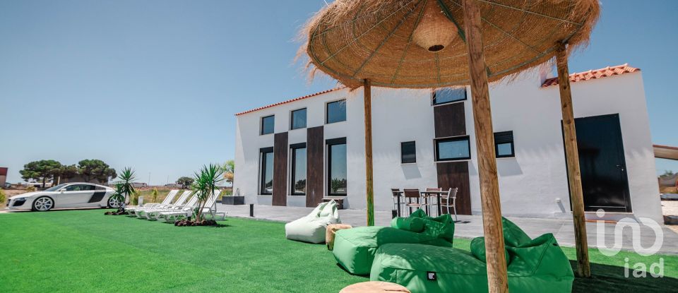 Moradia T3 em Atalaia E Alto Estanqueiro-Jardia de 230 m²