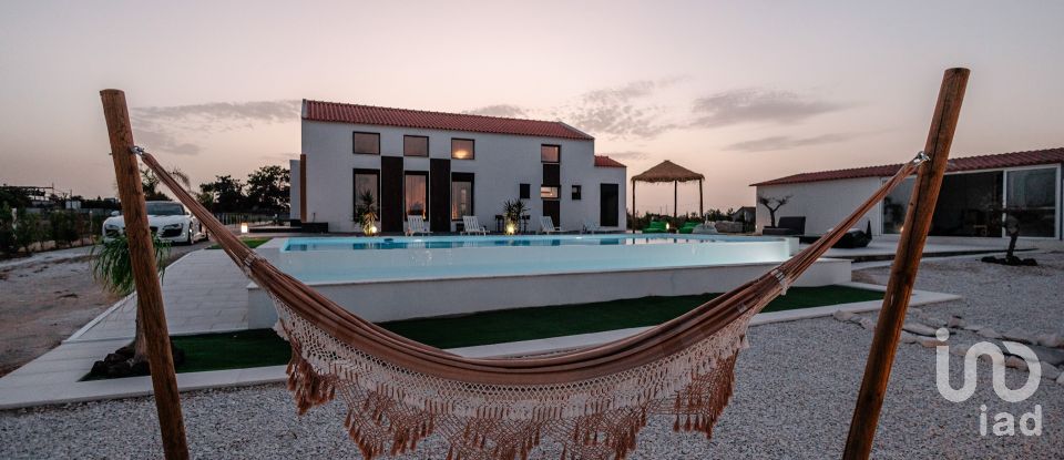 Moradia T3 em Atalaia E Alto Estanqueiro-Jardia de 230 m²