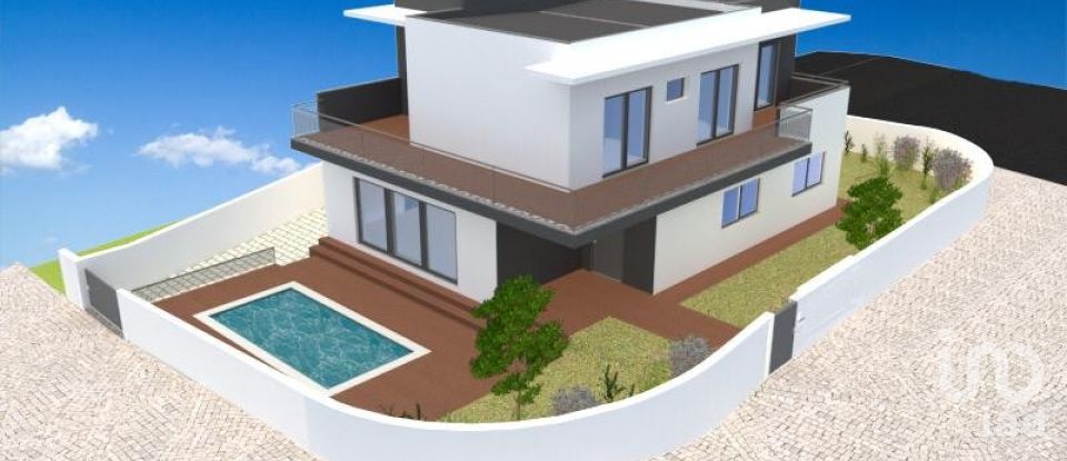 House T4 in Palmela of 252 m²